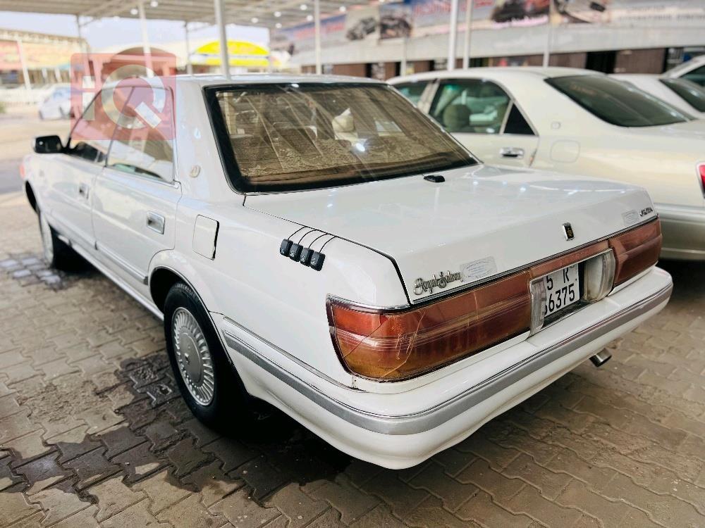 تويوتا كراون